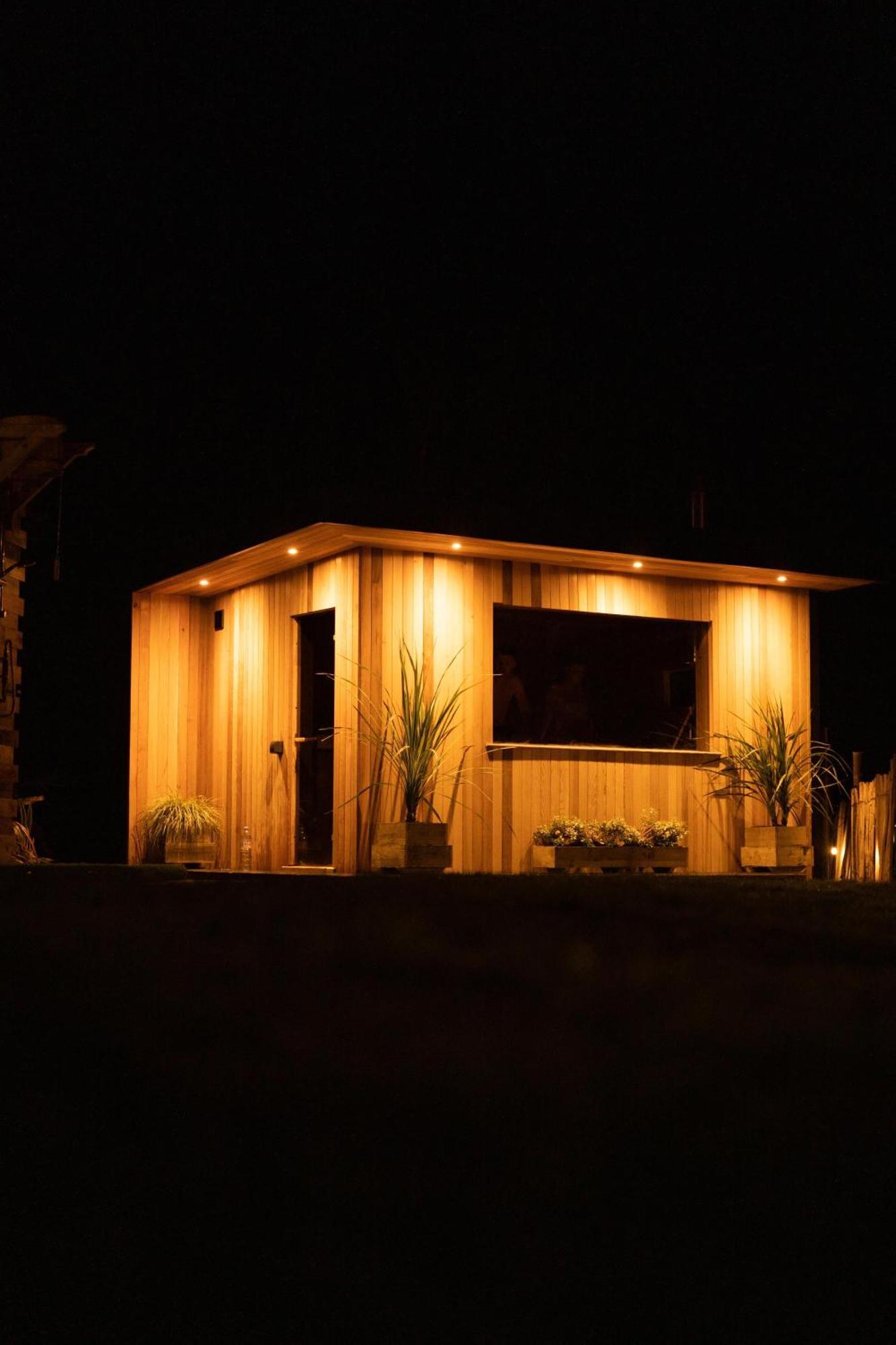 Rostrevor Mountain Lodge - Glamping Pods - Revive Sauna & Hot Tubs Esterno foto