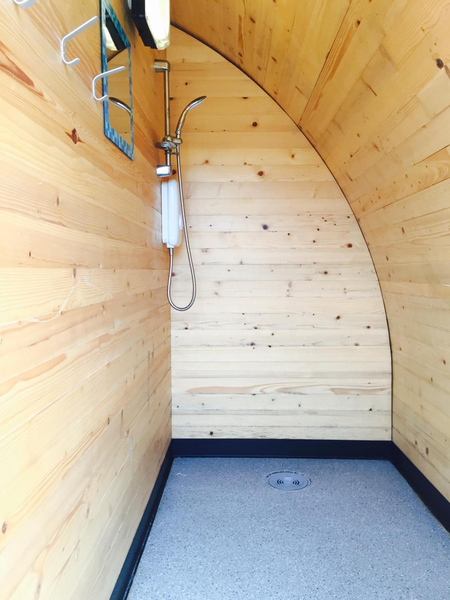 Rostrevor Mountain Lodge & Glamping Pods Esterno foto