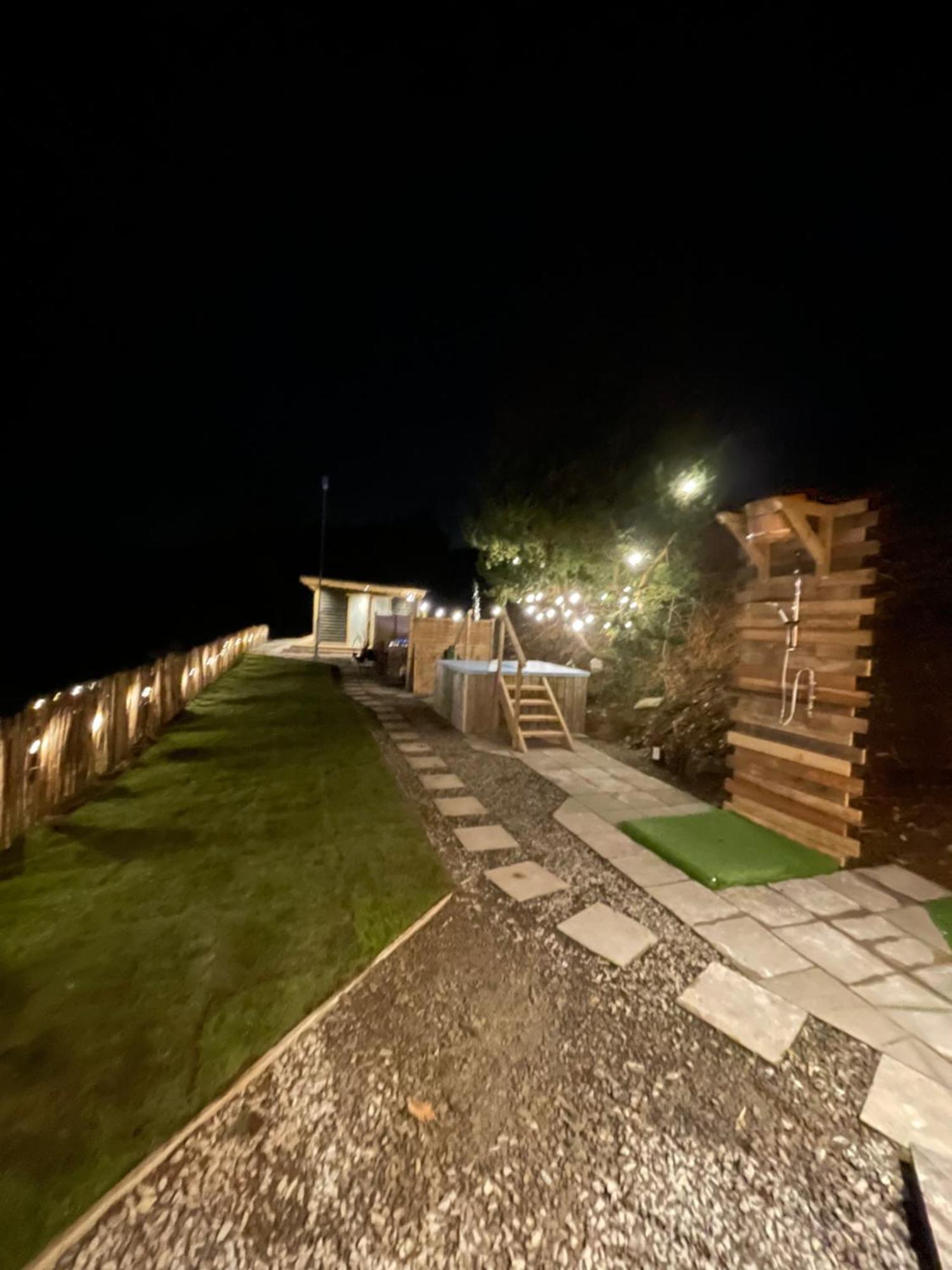 Rostrevor Mountain Lodge - Glamping Pods - Revive Sauna & Hot Tubs Esterno foto